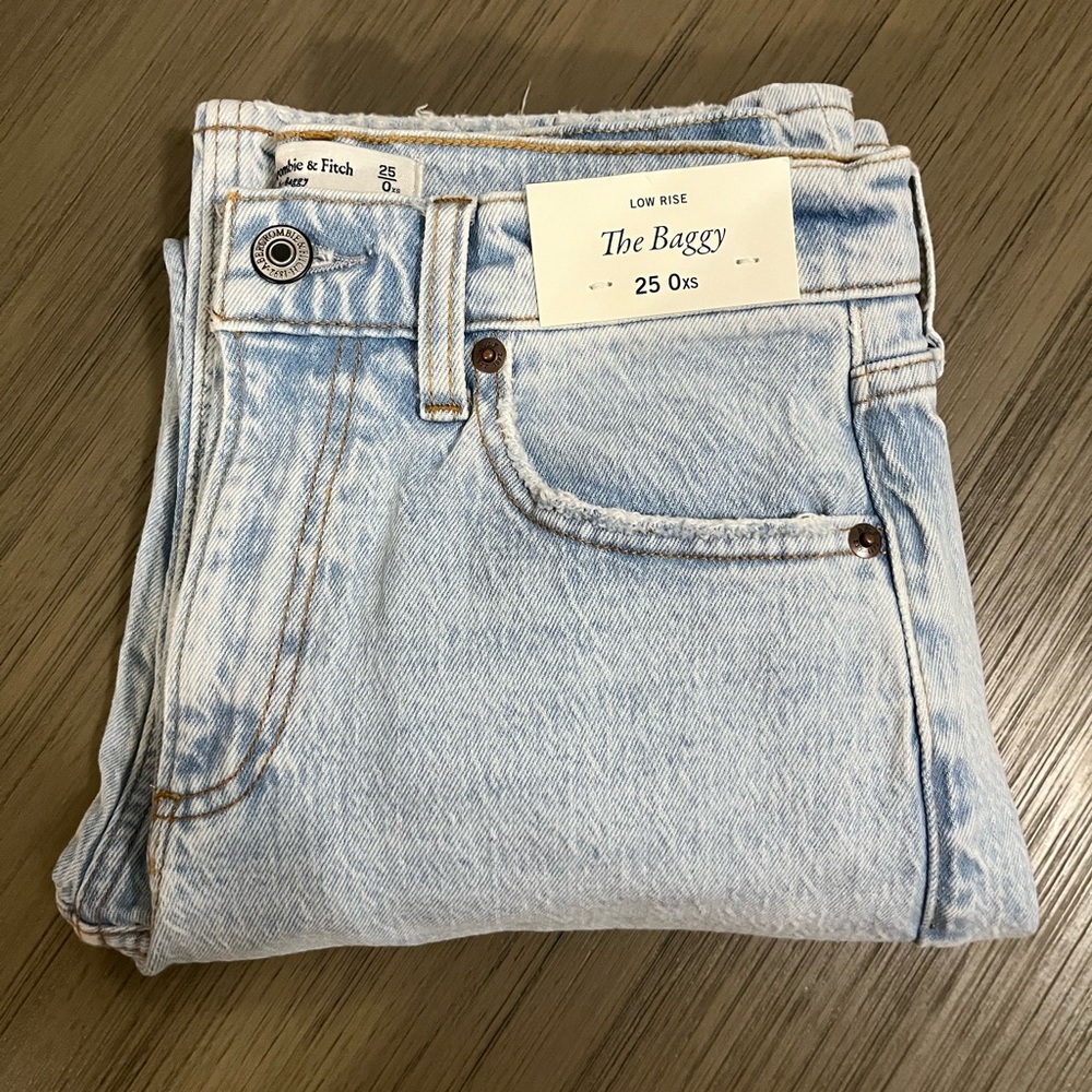 Abercrombie & Fitch Low Rise Baggy Jean